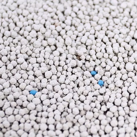 Ultra Less Dust and Strong Instant Clumping Natural Cleaning Sodium Bentonite Cat Litter Pet Accessories for Pet Cleaning